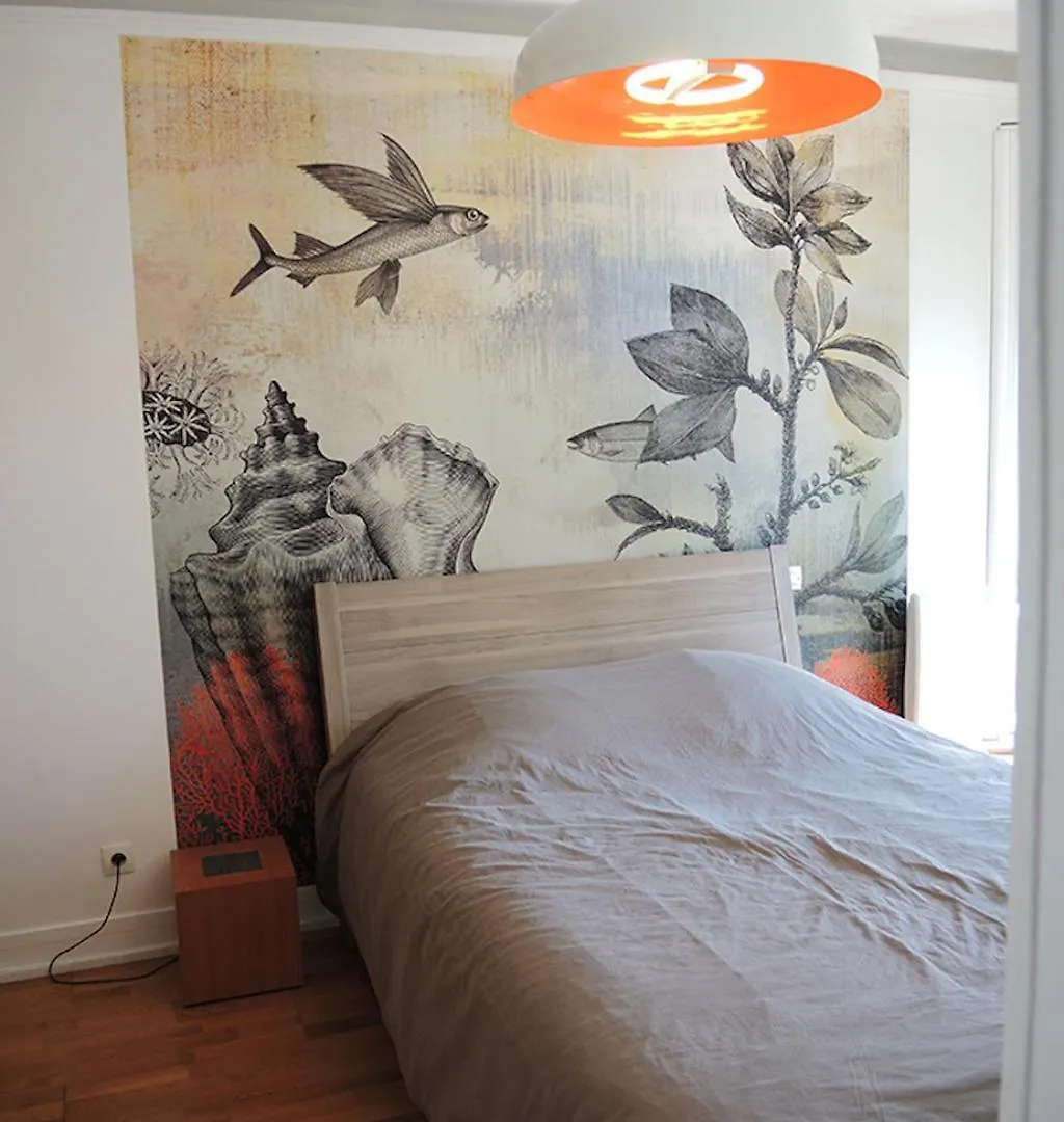 Private With Bathroom In Sunny Flat Homestay Paris