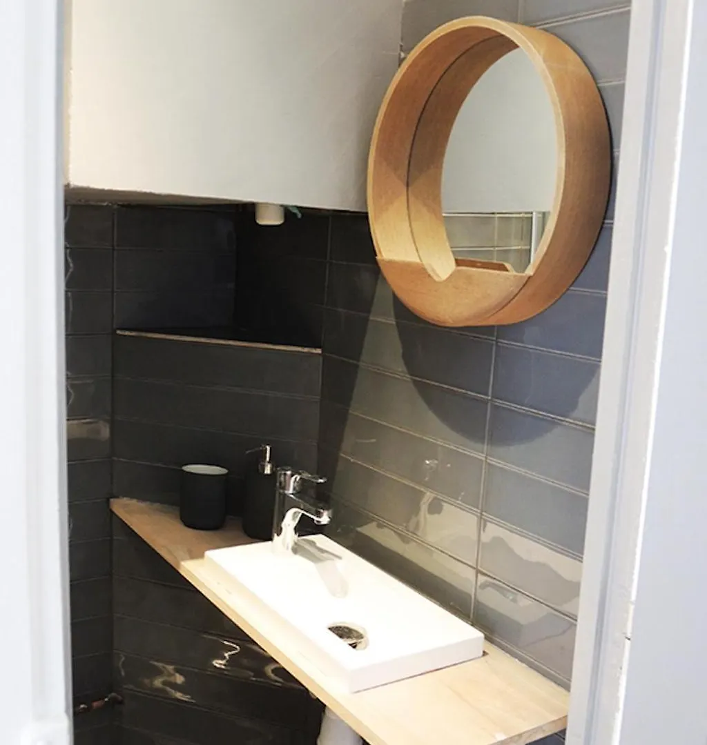 Private With Bathroom In Sunny Flat
